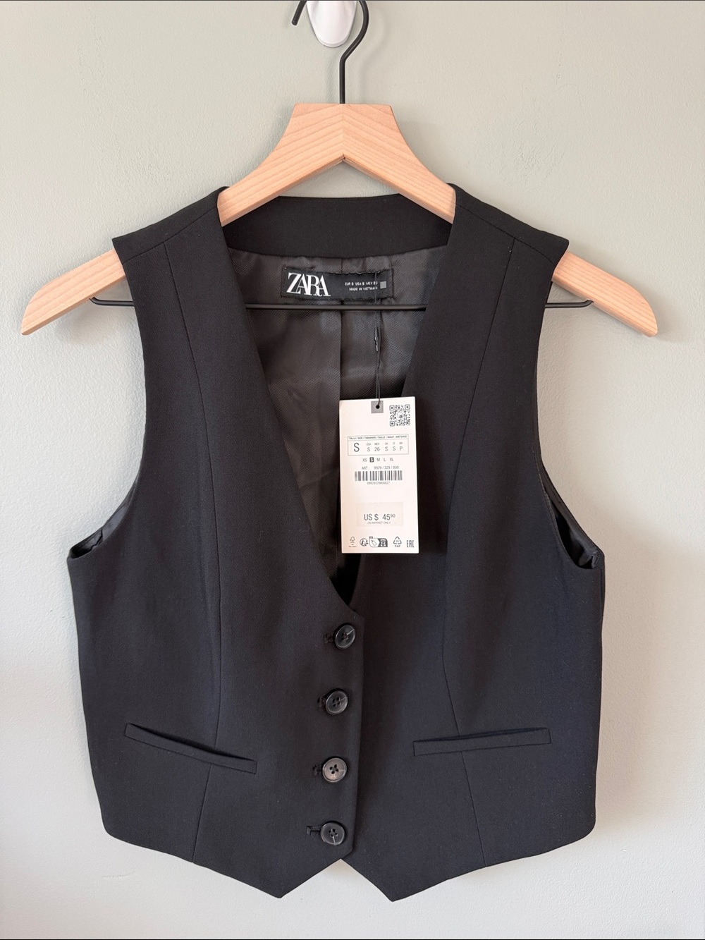 NWT Zara Black Cropped Vest - Size S